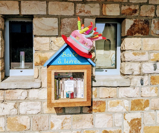 Boite à livres de Juslenville (avenue du Stade)